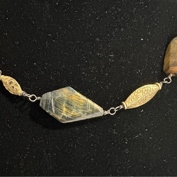 Tiger’s Eye Stone Beaded Statement Gold Tone Necklace - Picture 2 of 10